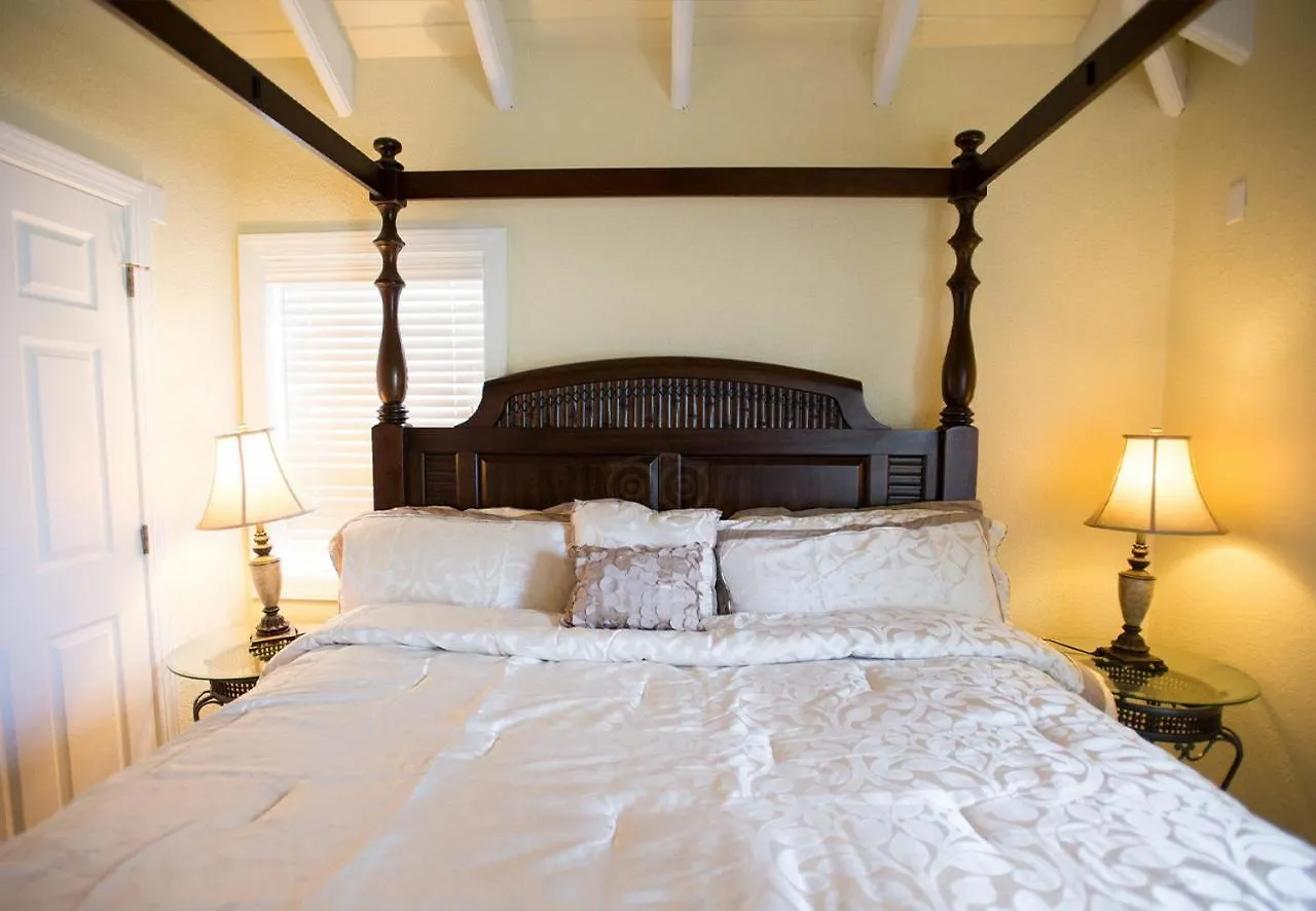 Hotel Bungalows On The Bay Christiansted